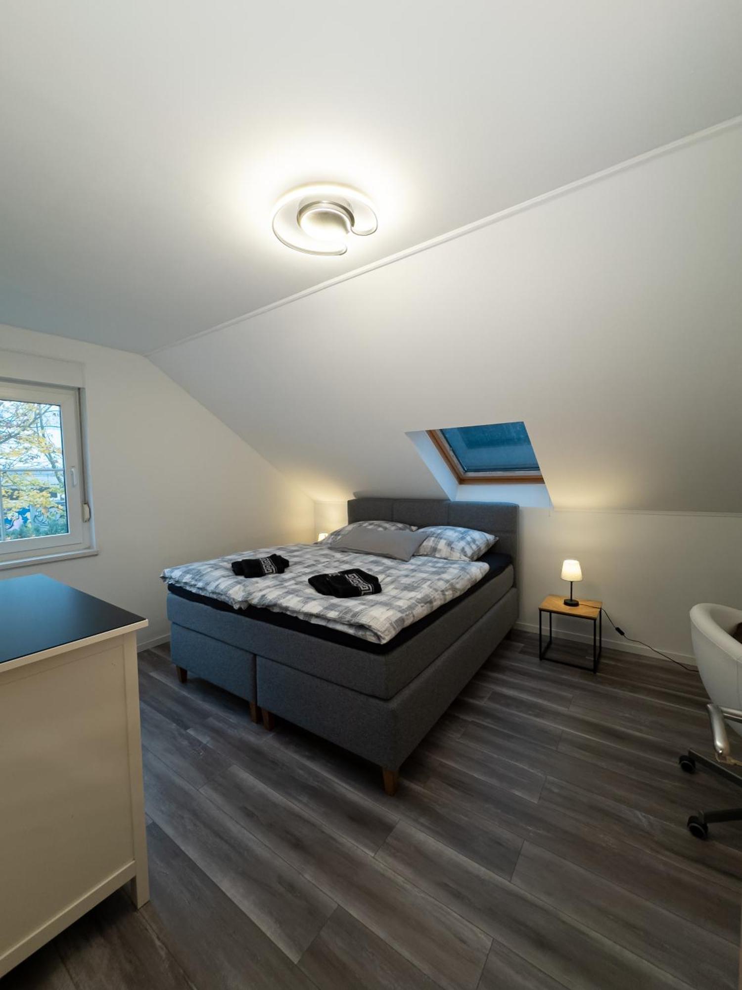 Ganzes Ferienhaus In Leipzig Mit Garage Und Fussbodenheizung Exterior foto